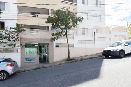 Apartamento à venda com 157m², 3 quartos e 2 vagas Apartamento à venda com 157m², 3 quartos e 2 vagasFachada