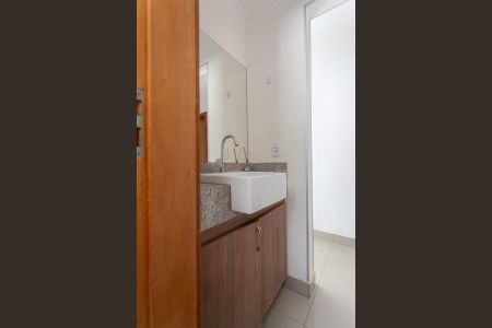 Apartamento à venda com 157m², 3 quartos e 2 vagas Apartamento à venda com 157m², 3 quartos e 2 vagasBanheiro Social