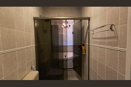 Apartamento à venda com 183m², 3 quartos e 2 vagas Apartamento à venda com 183m², 3 quartos e 2 vagasBanheiro da Suíte