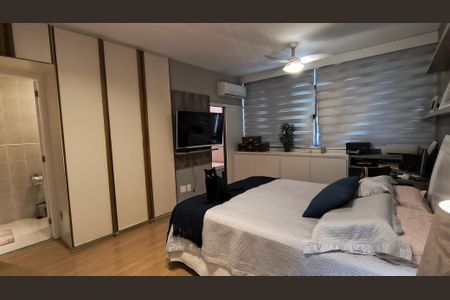 Apartamento à venda com 183m², 3 quartos e 2 vagas Apartamento à venda com 183m², 3 quartos e 2 vagasSuíte