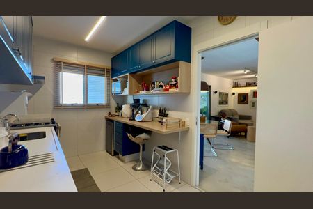 Apartamento à venda com 149m², 3 quartos e 2 vagasCozinha