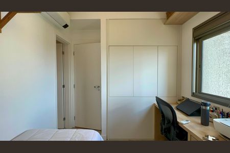 Apartamento à venda com 149m², 3 quartos e 2 vagasSuíte 1