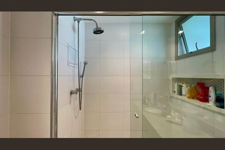 Apartamento à venda com 149m², 3 quartos e 2 vagasBanheiro da Suíte 3