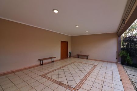 Casa à venda com 300m², 5 quartos e 5 vagasGaragem