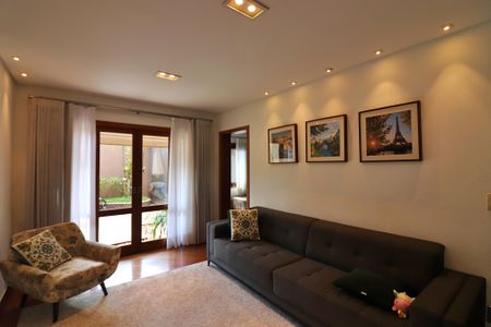 Casa à venda com 300m², 5 quartos e 5 vagasSala de estar 