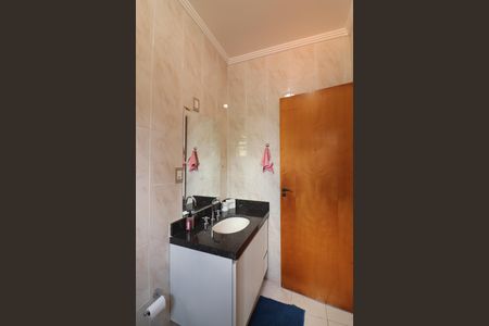 Casa à venda com 300m², 5 quartos e 5 vagasSuíte 3 Banheiro 