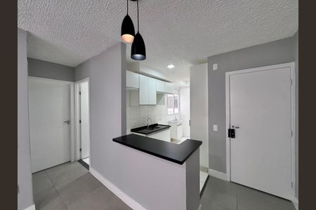Sala de apartamento à venda com 2 quartos, 43m² em Vargem Pequena, Rio de Janeiro