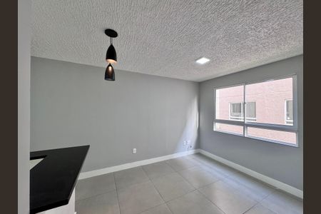 Sala de apartamento à venda com 2 quartos, 43m² em Vargem Pequena, Rio de Janeiro