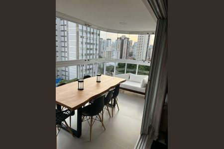 Apartamento à venda com 3 quartos, 120m² em Vila Olímpia, São Paulo
