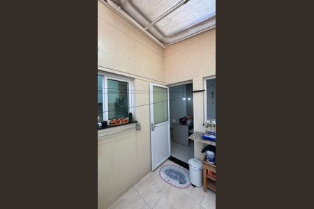 Apartamento à venda com 37m², 2 quartos e 1 vaga Apartamento à venda com 37m², 2 quartos e 1 vagaÁrea de Serviço