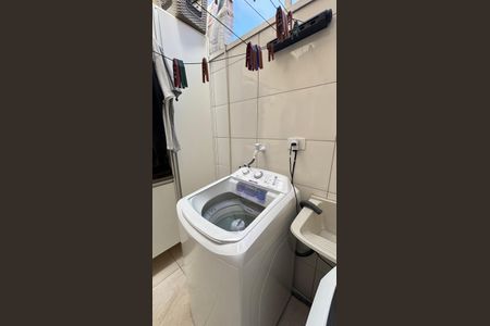 Apartamento à venda com 37m², 2 quartos e 1 vaga Apartamento à venda com 37m², 2 quartos e 1 vagaÁrea de Serviço