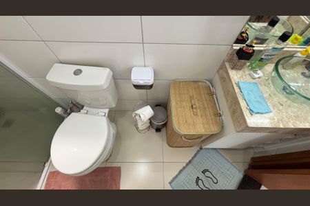 Apartamento à venda com 37m², 2 quartos e 1 vaga Apartamento à venda com 37m², 2 quartos e 1 vagaBanheiro