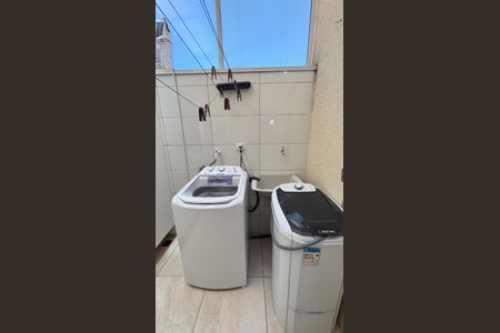 Apartamento à venda com 37m², 2 quartos e 1 vaga Apartamento à venda com 37m², 2 quartos e 1 vagaÁrea de Serviço