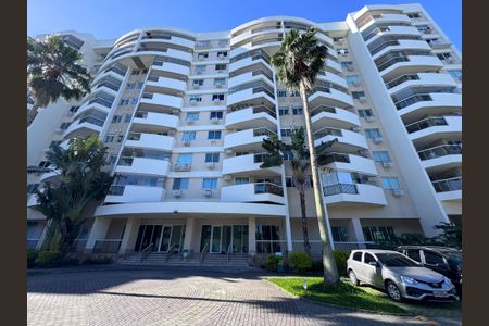 Apartamento à venda com 70m², 2 quartos e 1 vagaFachada