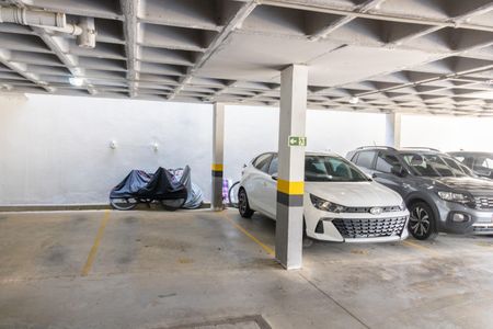 Apartamento para alugar com 80m², 2 quartos e 1 vaga Apartamento para alugar com 80m², 2 quartos e 1 vagaGaragem