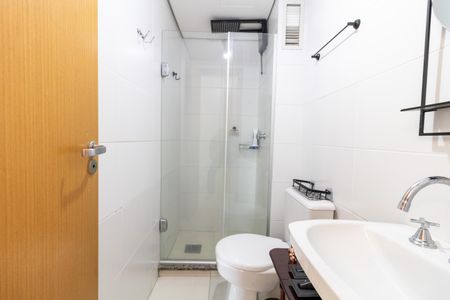 Apartamento para alugar com 80m², 2 quartos e 1 vaga Apartamento para alugar com 80m², 2 quartos e 1 vagaBanheiro da Suíte