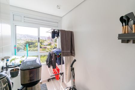 Apartamento para alugar com 80m², 2 quartos e 1 vaga Apartamento para alugar com 80m², 2 quartos e 1 vagaCozinha e Área de Serviço