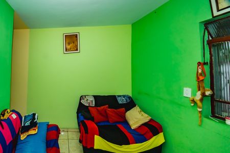 Casa à venda com 3 quartos, 120m² em Floramar, Belo Horizonte