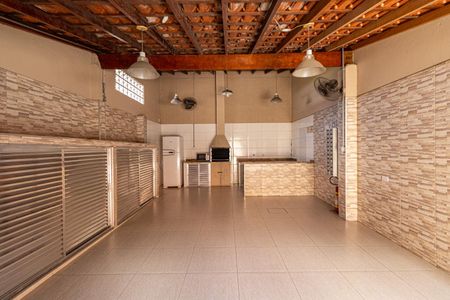 Casa de condomínio à venda com 66m², 2 quartos e 1 vaga Casa de condomínio à venda com 66m², 2 quartos e 1 vagaÁrea Comum - Churrasqueira