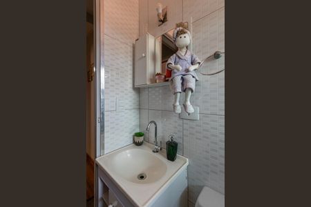 Casa de condomínio à venda com 66m², 2 quartos e 1 vaga Casa de condomínio à venda com 66m², 2 quartos e 1 vagaBanheiro