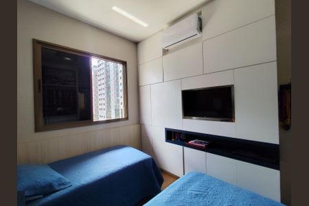 Apartamento à venda com 300m², 4 quartos e 3 vagasquarto 2