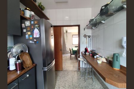 Apartamento à venda com 300m², 4 quartos e 3 vagasCozinha