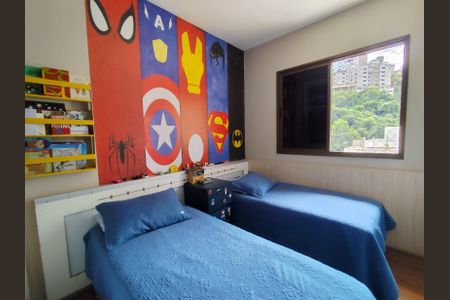 Apartamento à venda com 300m², 4 quartos e 3 vagasquarto 2