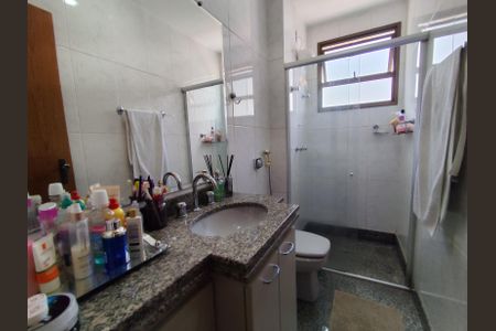 Apartamento à venda com 300m², 4 quartos e 3 vagasBanheiro Social