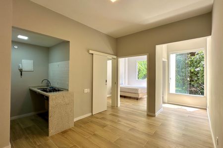 Sala de apartamento à venda com 1 quarto, 45m² em Leme, Rio de Janeiro