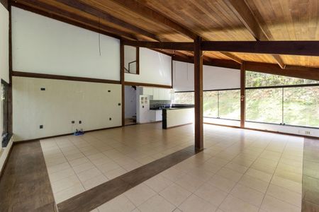 Sala de casa de condomínio à venda com 4 quartos, 250m² em Parque do Engenho, Nova Lima