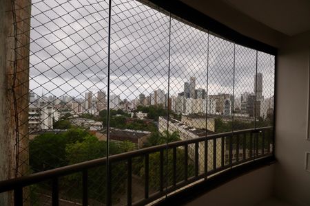 Vista de apartamento para alugar com 2 quartos, 83m² em Canela, Salvador