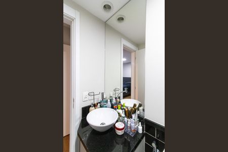 Apartamento à venda com 55m², 2 quartos e 1 vaga Apartamento à venda com 55m², 2 quartos e 1 vagaBanheiro da Suíte