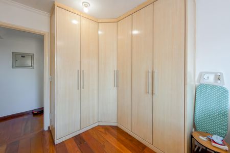 Apartamento à venda com 40m², 1 quarto e 1 vagaQuarto - Armários