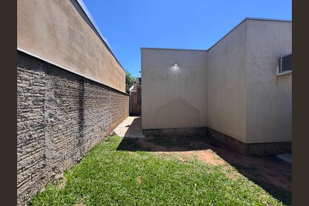 Casa à venda com 150m², 3 quartos e 2 vagas Casa à venda com 150m², 3 quartos e 2 vagasÁrea comum