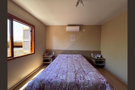 Casa à venda com 150m², 3 quartos e 2 vagas Casa à venda com 150m², 3 quartos e 2 vagasQuarto Suíte