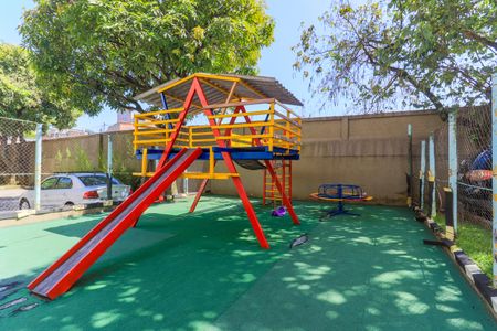 Apartamento para alugar com 57m², 2 quartos e 1 vaga Apartamento para alugar com 57m², 2 quartos e 1 vagaÁrea comum - Playground