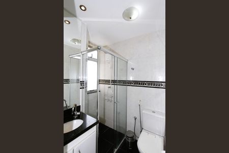 Apartamento à venda com 74m², 3 quartos e 1 vagaBanheiro Social