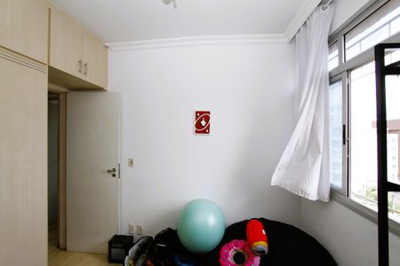 Apartamento à venda com 74m², 3 quartos e 1 vagaQuarto 2