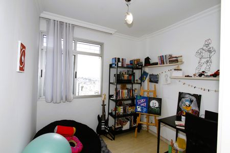 Apartamento à venda com 74m², 3 quartos e 1 vagaQuarto 2