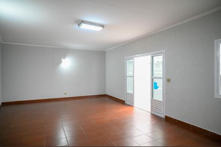 Casa para alugar com 332m², 4 quartos e 4 vagas Casa para alugar com 332m², 4 quartos e 4 vagasSalão de Festas
