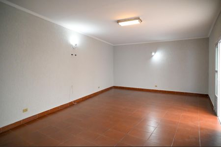 Casa para alugar com 332m², 4 quartos e 4 vagas Casa para alugar com 332m², 4 quartos e 4 vagasSalão de Festas