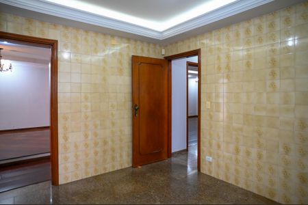 Casa para alugar com 332m², 4 quartos e 4 vagas Casa para alugar com 332m², 4 quartos e 4 vagasCopa