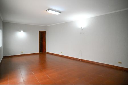 Casa para alugar com 332m², 4 quartos e 4 vagas Casa para alugar com 332m², 4 quartos e 4 vagasSalão de Festas