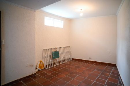 Casa para alugar com 332m², 4 quartos e 4 vagas Casa para alugar com 332m², 4 quartos e 4 vagasDepósito 1