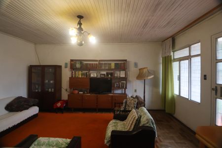 Sala de casa à venda com 2 quartos, 140m² em Igara, Canoas