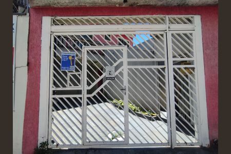 Casa para alugar com 475m², 6 quartos e 7 vagas Casa para alugar com 475m², 6 quartos e 7 vagasFachada