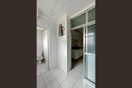 Apartamento à venda com 86m², 3 quartos e 2 vagas Apartamento à venda com 86m², 3 quartos e 2 vagasÁrea de Serviço