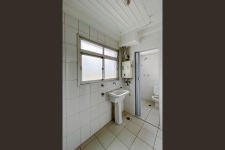 Apartamento à venda com 86m², 3 quartos e 2 vagas Apartamento à venda com 86m², 3 quartos e 2 vagasÁrea de Serviço