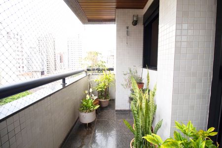 Apartamento à venda com 148m², 4 quartos e 3 vagas