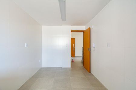 Apartamento para alugar com 157m², 3 quartos e 2 vagas Apartamento para alugar com 157m², 3 quartos e 2 vagasCozinha